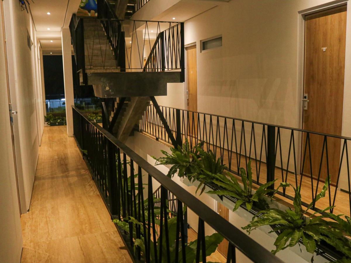 Rion Hostel Bogor Zewnętrze zdjęcie